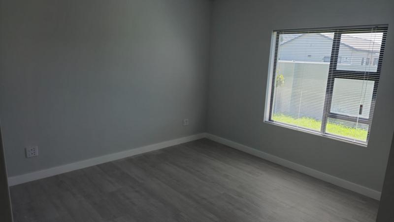 4 Bedroom Property for Sale in Franskraal Western Cape